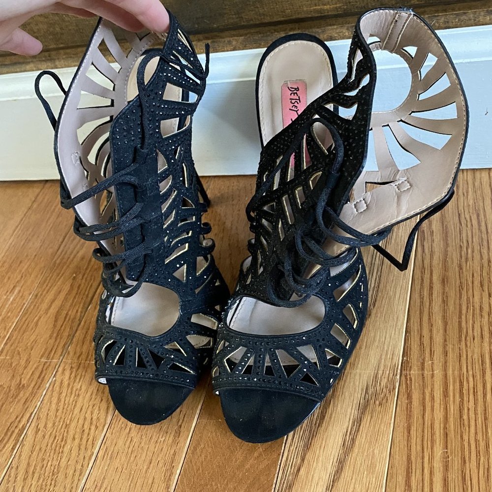 Formal - 4 inch heels - Black